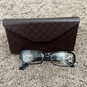 gucci - black frame glasses 🖤